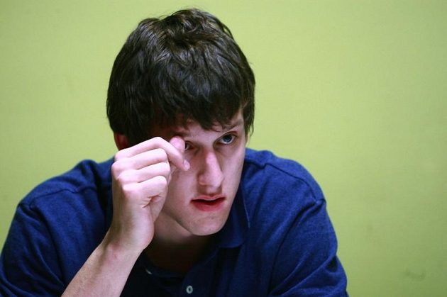 Basketbalista Jan Veselý mluví s novináři po příletu do Prahy z Washingtonu.