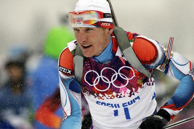 Ondřej Moravec šel na trati závodu na 15 km s hromadným startem zarputile za medailí.