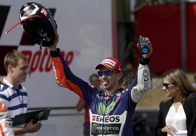 Jorge Lorenzo ze Španělska po triumfu v Brně.