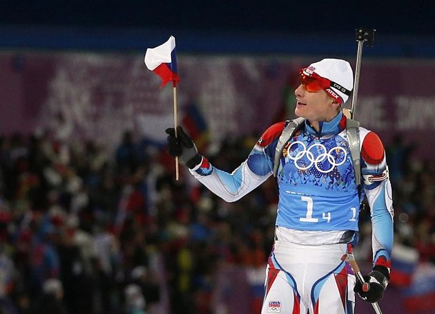 Biatlonista Ondřej Moravec už ví, že České republice stříbrná medaile ze závodu smíšených štafet neunikne.