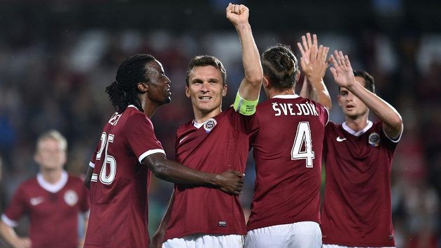 FOTBAL ON-LINE: Sparta mohla v Tallinnu navýšit vedení. Nešpor ale trefil tyč FOTBAL ON-LINE: Sparta mohla v Tallinnu navýšit vedení. Nešpor ale trefil tyč
