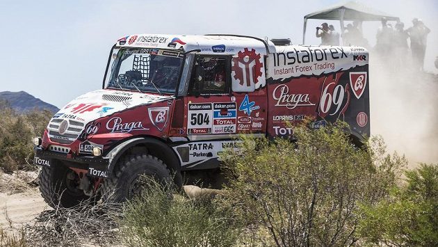 Aleš Loprais se speciálem nazvaným Královna 69 na trati Rallye Dakar.