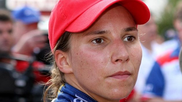 Švýcarská závodnice Simona de Silvestrová by mohla jezdit ve formuli 1 za Sauber. 