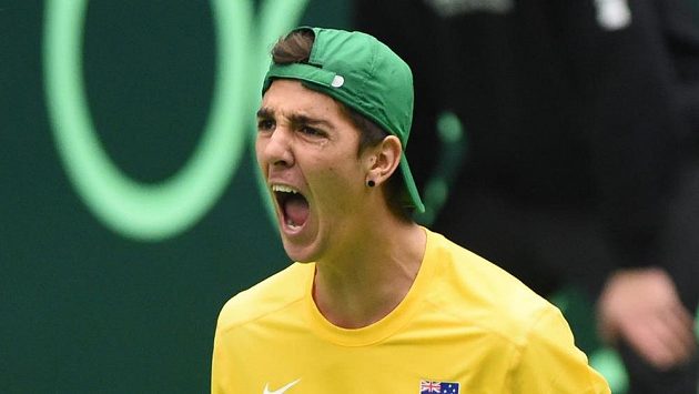 TENIS ON-LINE: Veselý se snaží napravit Rosolův kolaps. Jenže s Tomicem první set prohrál TENIS ON-LINE: Veselý se snaží napravit Rosolův kolaps. Jenže s Tomicem první set prohrál