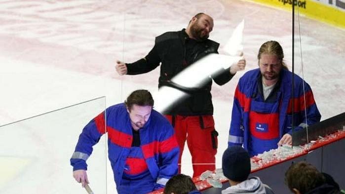 Výměna skla v KV Aréně
