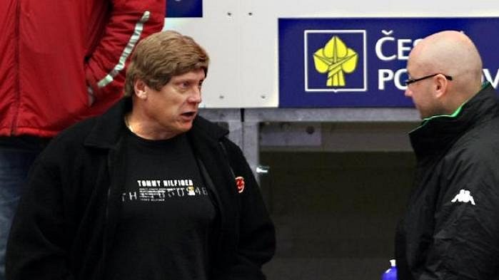 Trenéři František Výborný (vlevo) a Pavel Hynek v diskuzi