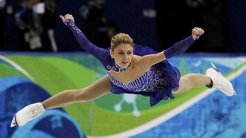 Maďarská krasobruslařka Julia Sebestyenová