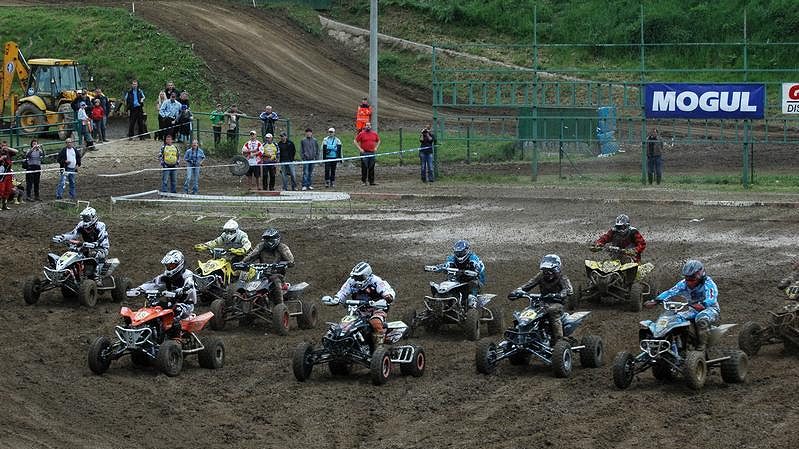 Závod MČR v quadcrossu v Jiníně.
