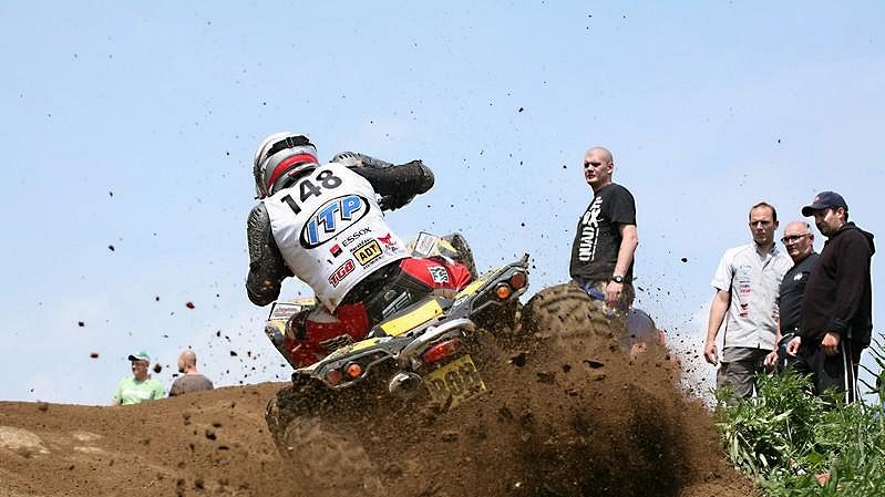 Závod MČR v cross country čtyřkolek v Sedlčanech.
