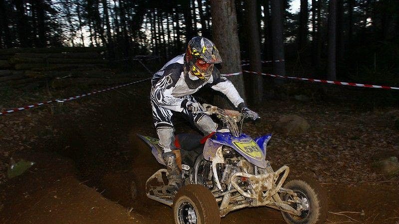 Poslední závod MČR v cross country čtyřkolek v Lažanech.