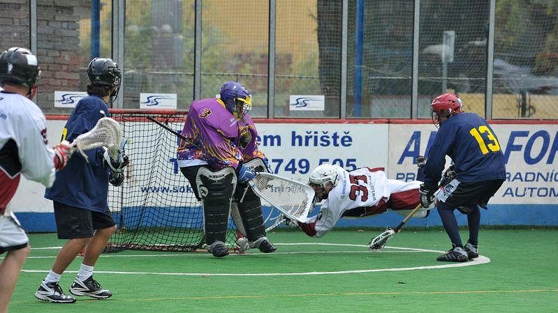 Semifinále ELL 2011, Bats Lacrosse - ELL Blue