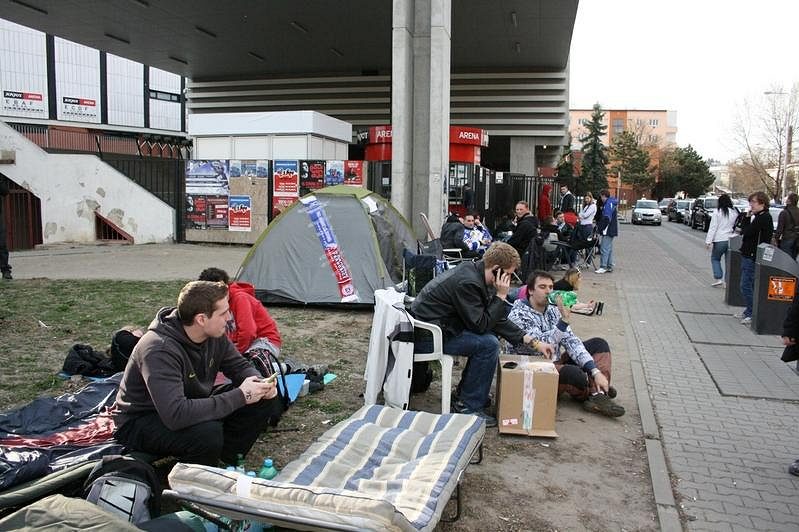 Fanoušci Komety čekají na lístky na finálový duel proti Pardubicím.
