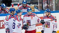 Čeští hokejisté (zleva) Tomáš Plekanec, David Pastrňák, Dominik Kubalík a Jakub Jeřábek během přípravného střetnutí s Kanadou. Čeští hokejisté (zleva) Tomáš Plekanec, David Pastrňák, Dominik Kubalík a Jakub Jeřábek během přípravného střetnutí s Kanadou.