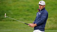 Brooks Koepka během Ryder Cupu nešťastně trefil jednu z divaček Brooks Koepka během Ryder Cupu nešťastně trefil jednu z divaček