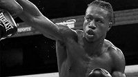 Mladý boxer Patrick Day zemřel v 27 letech na následky poranění hlavy z duelu s Charlesem Conwellem. Mladý boxer Patrick Day zemřel v 27 letech na následky poranění hlavy z duelu s Charlesem Conwellem.