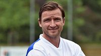 Vladimír Šmicer během tréninku v rámci kempu České asociace fotbalových hráčů pro profesionální fotbalisty. Vladimír Šmicer během tréninku v rámci kempu České asociace fotbalových hráčů pro profesionální fotbalisty.