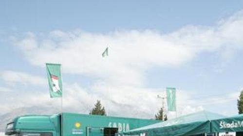 Servisní stan Škoda Motorsport při Turecké rallye.