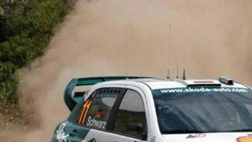 Armin Schwarz za volantem Fabie WRC na shakedownu rallye Akropolis.
