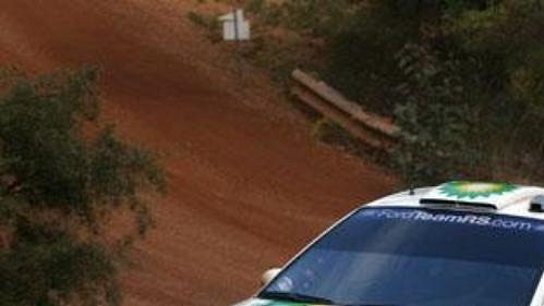 Belgičan Duval s Fordem Focus na trati Australské rallye.