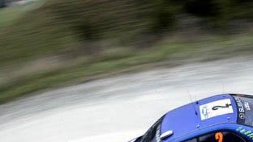 Mikko Hirvonen se subaru při shakedownu Rallye Nový Zéland.