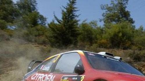 Sebastian Loëb s citroenem na trati Kyperské rallye.