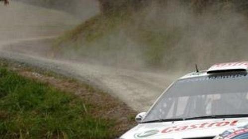 Markko Märtin s fordem na trati shakedownu Rallye Nový Zéland.