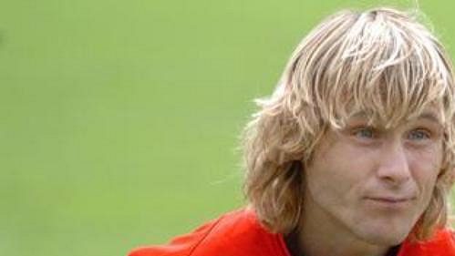 Pavel Nedvěd při tréninku české fotbalové reprezentace v Seefeldu.