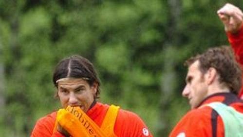 Milan Baroš, Karel Poborský a Pavel Nedvěd při tréninku české fotbalové reprezentace v Seefeldu.