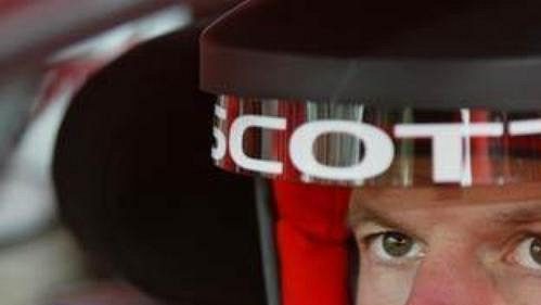 Belgičan Freddy Loix při testování nového vozu Peugeot 307 WRC.