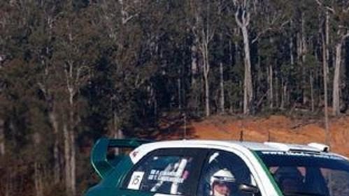 Fin Gardemeister na s Fabií WRC při průjezdu druhou rychlostní zkouškou Australské rallye.