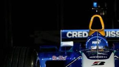 Stáj formule 1 Sauber představila v rakouském Salcburku monopost pro sezónu 2004 s označením C23.