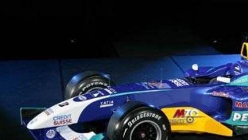 Stáj formule 1 Sauber představila v rakouském Salcburku monopost pro sezónu 2004 s označením C23.