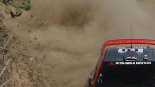 Gilles Panizzi s mitsubishi na trati Mexické rallye.
