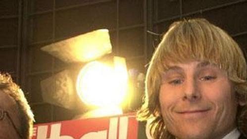 Pavel Nedvěd se Zlatým míčem pro nejlepšího fotbalistu Evropy