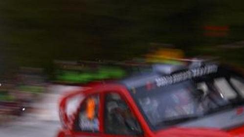 Fin Kristian Sohlberg s mitsubishi při první etapě Švédské rallye.