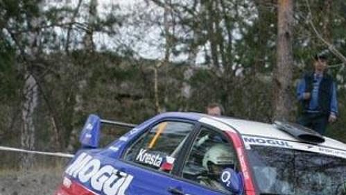Roman Kresta s vozem Mitsubishi Lancer EVO IX při Rallye Šumava.