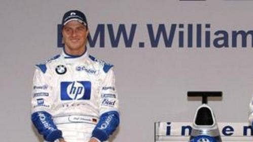 Piloti Ralf Schumacher (vlevo) a Juan Pablo Montoya při odhalení nového monopostu týmu BMW WilliamsF1.