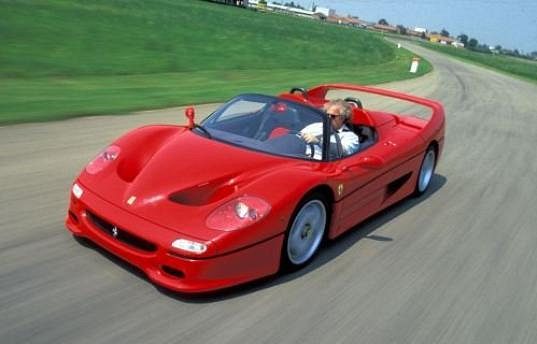 Takového ferrari F50 nabízel Fernando Alonso Rusovi Olegu Tiňkovovi. Ten ho ale nechtěl.
