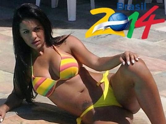 Modelka Aline Bernardesová.