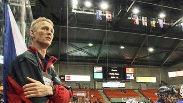 Jim Veltman na lavičce české reprezentace na MS 2007 v Halifaxu