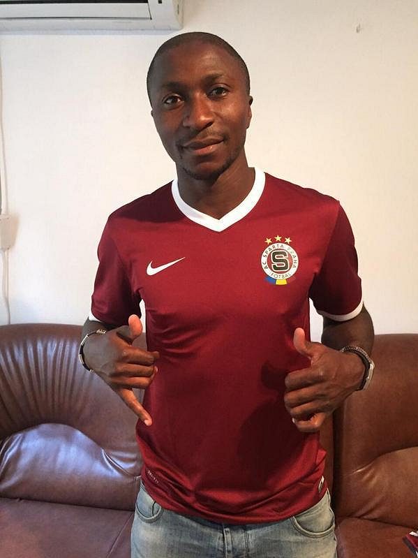 Také nigerijský útočník Kehinde Fatai už je sparťanem.