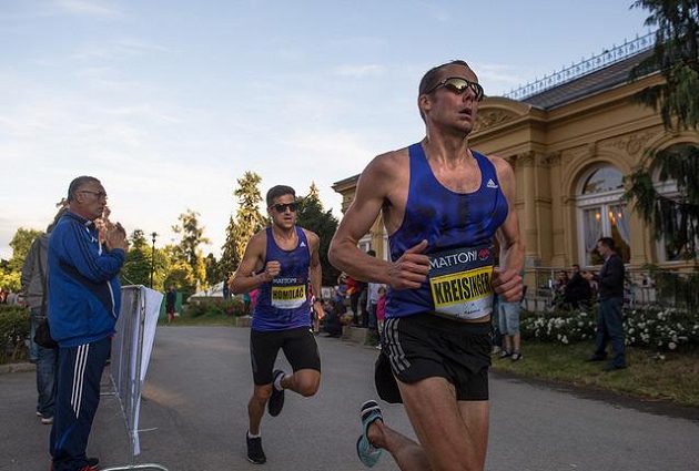 Olomouc to s běžci umí - Olomoucký půlmaratón ze série RunCzech 2015, Smetanovy sady.