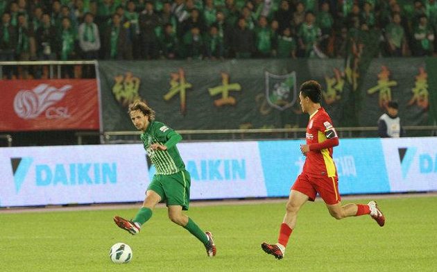 Marek Jarolím v prvním soutěžním zápase za klub Chang-čou Greentown.