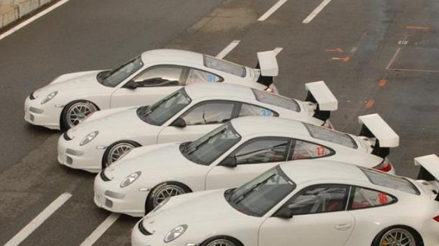 Nová Porsche Carrera pro Jiřího Janáka na oba poháry.