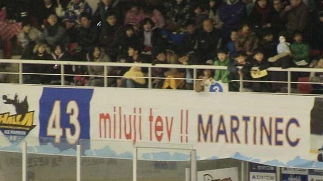 Vyznání korejských fanynek Patriku Martincovi v lámané češtině