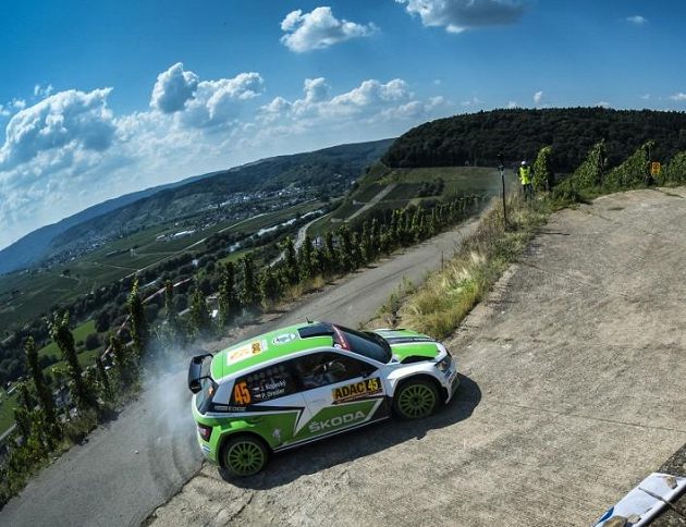 Jan Kopecký se Škodou Fabia R5 na trati Německé rallye.