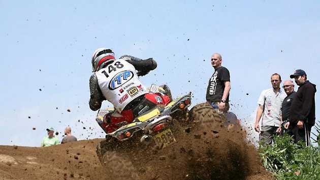 Závod MČR v cross country čtyřkolek v Sedlčanech.