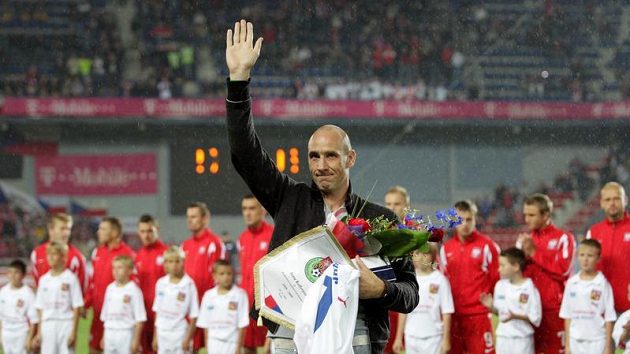 Jan Koller se před zápasem s Polskem oficiálně rozloučil se svou bohatou reprezentační kariérou