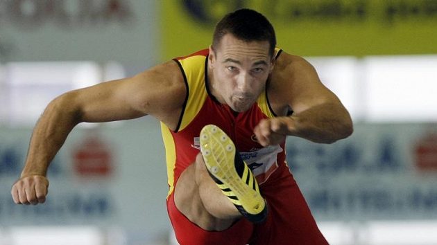 Roman Šebrle nemůže v pětatřiceti letech ve sprintu a na překážkami očekávat velké výsledky.