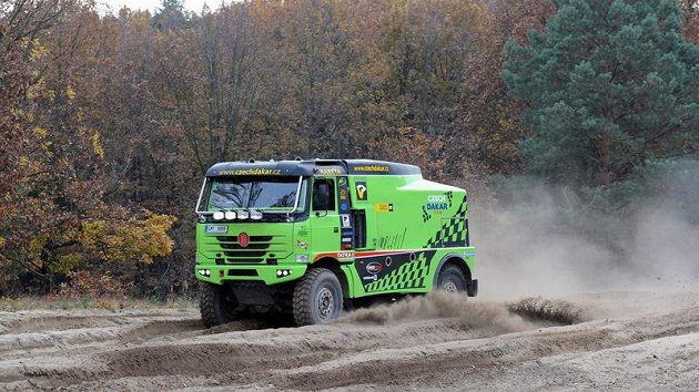 Speciál Tatra Czech Dakar Teamu při testech v Senici.